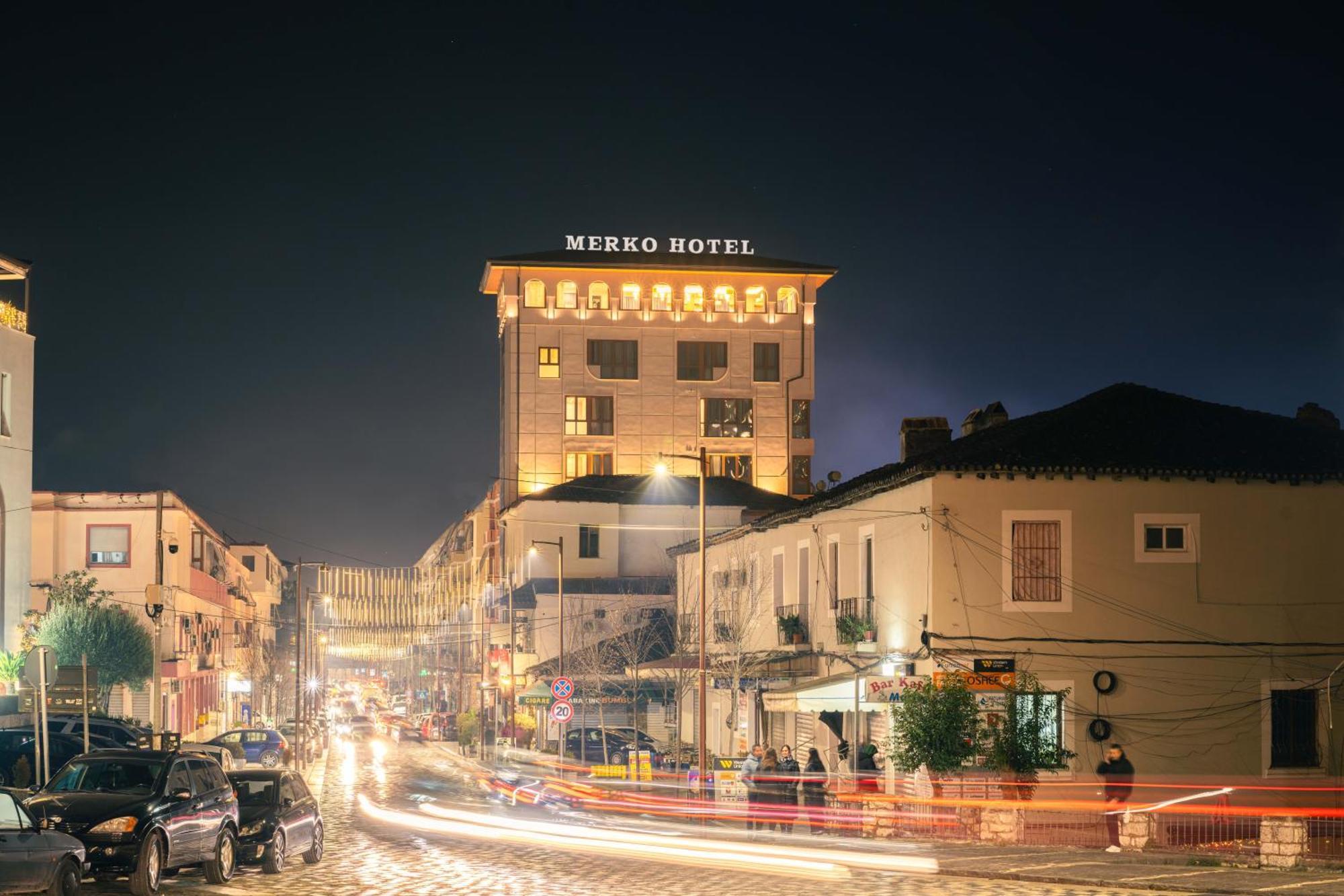 Merko Hotel Berat Buitenkant foto