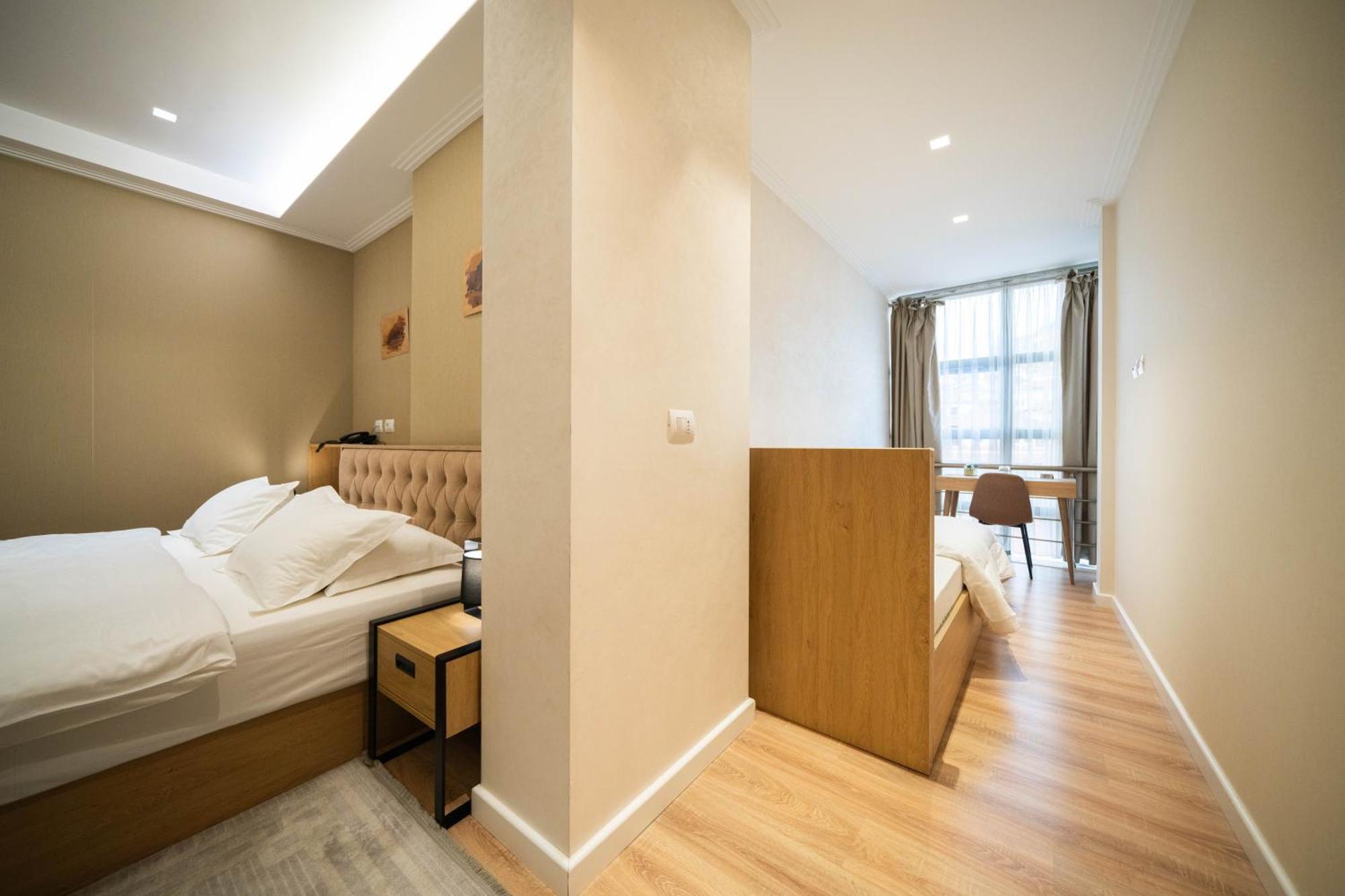 Merko Hotel Berat Buitenkant foto